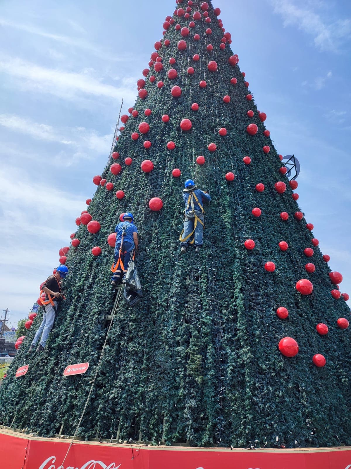 Árbol gigante para centro comercial